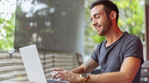 How to Play Poker? - A Quick Guide