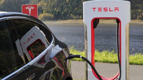 how much does it cost to charge an electric car