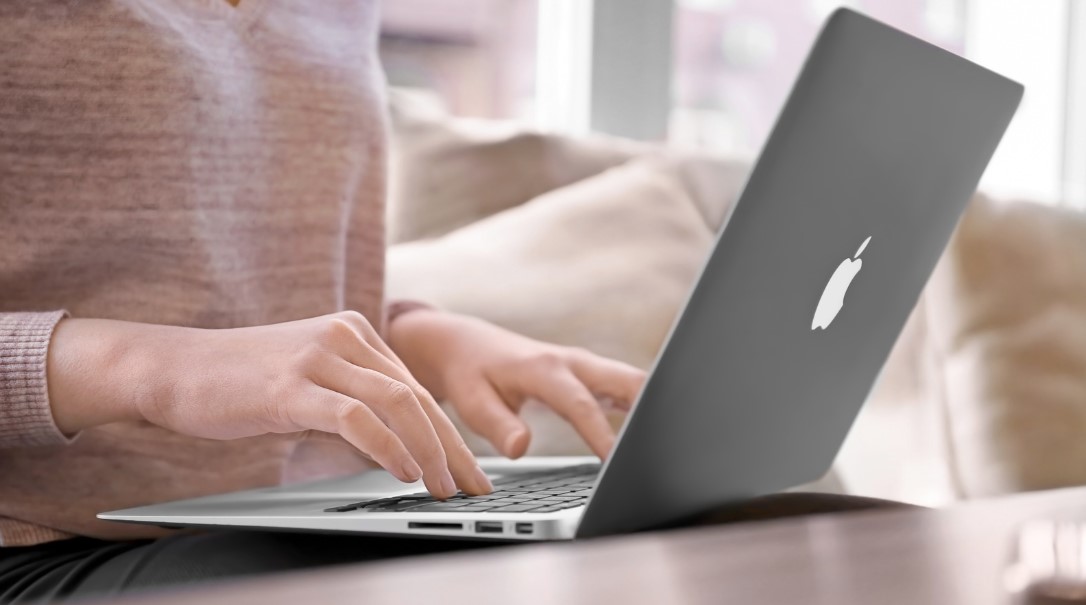 How to Copy and Paste on Mac?