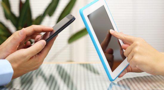 Transferring Data from iPhone to iPhone Using Finder